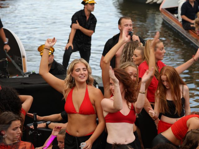 Meezingers en spektakel – beeld 10
