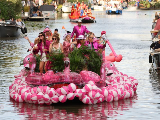Meezingers en spektakel – beeld 14