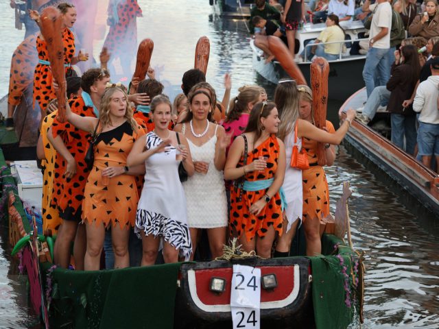 Meezingers en spektakel – beeld 64