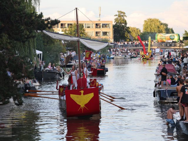 Meezingers en spektakel – beeld 71